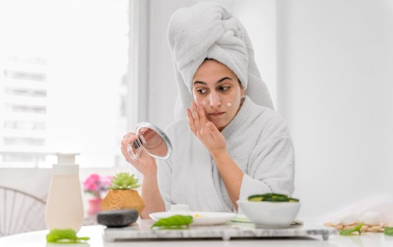 তৈলাক্ত ত্বকের জন্য কোন ফেসওয়াস ভালো